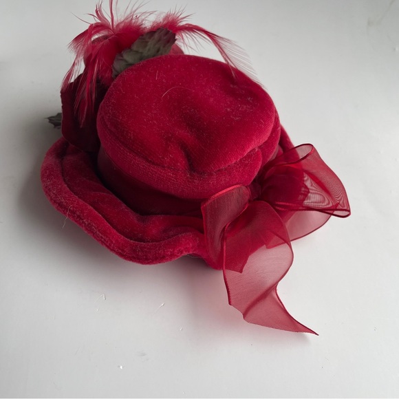 RARE Vintage Collection Old Fashion Victorian Doll Hat Red Rose Dollhouse - Picture 4 of 9